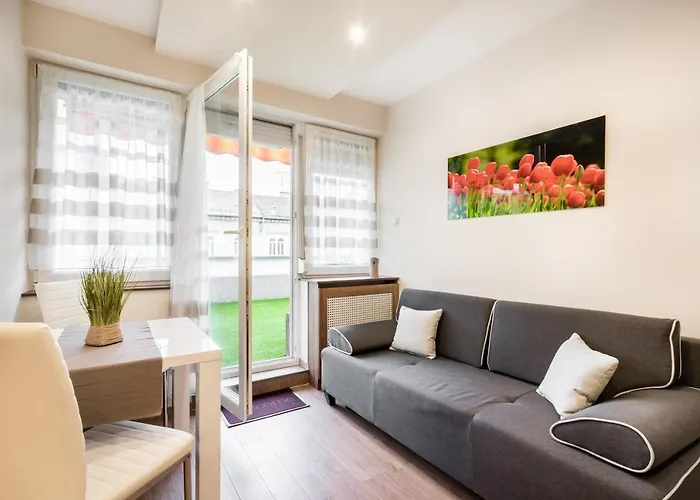 Bpr Garay With Rooftop Terrace & A/c * Budapest