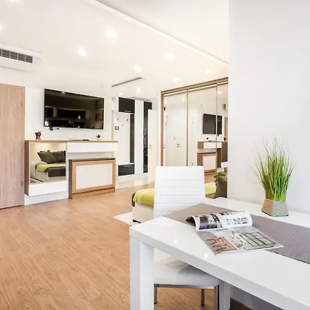 Bpr Garay With Rooftop Terrace & A/c Appartement *