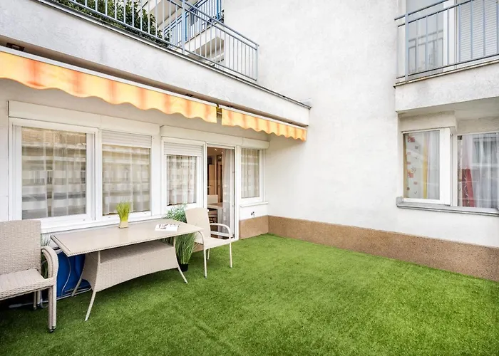 Bpr Garay With Rooftop Terrace & A/c * Budapest
