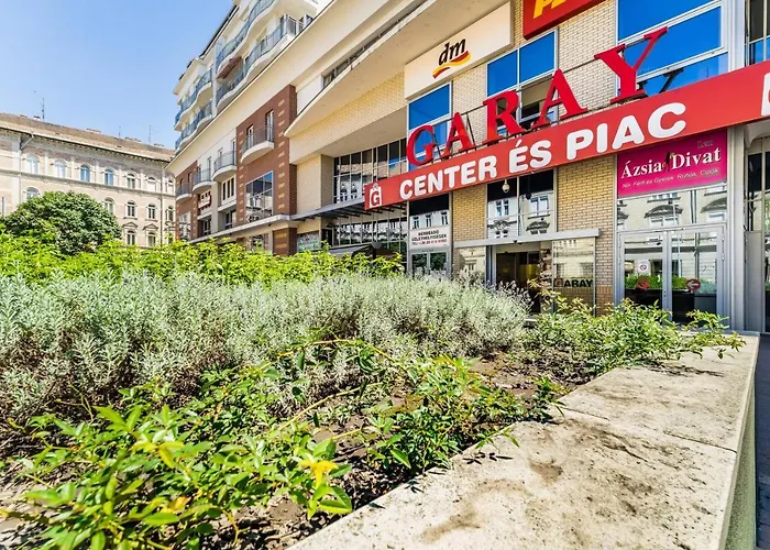 Bpr Garay With Rooftop Terrace & A/c