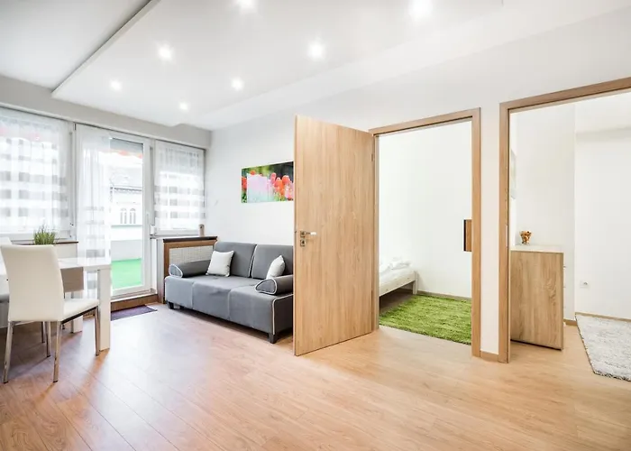 Bpr Garay With Rooftop Terrace & A/c Appartement